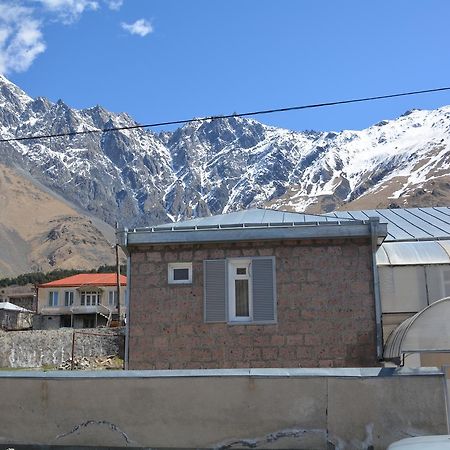 Гостевой дом Кавтарашвили, 38 Казбеги Экстерьер фото